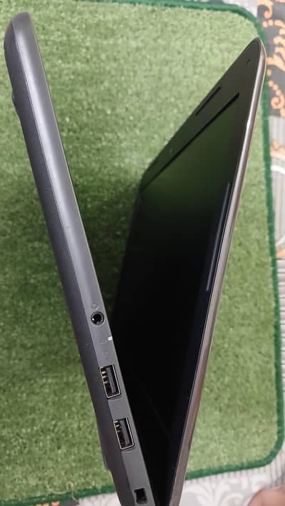 Dell latitude 3380 core i5 7th gen in 10/10 condition is up for sale