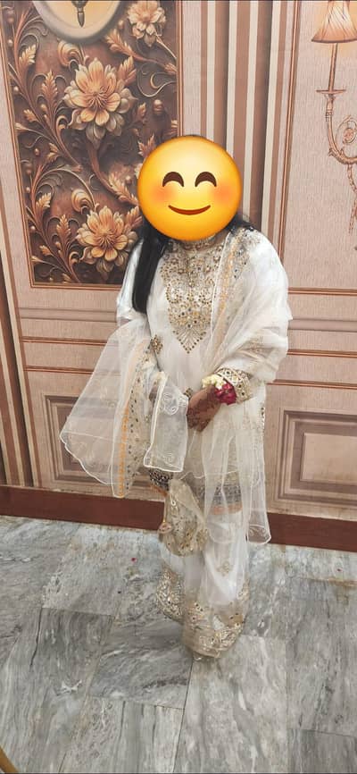 suit with jewellery