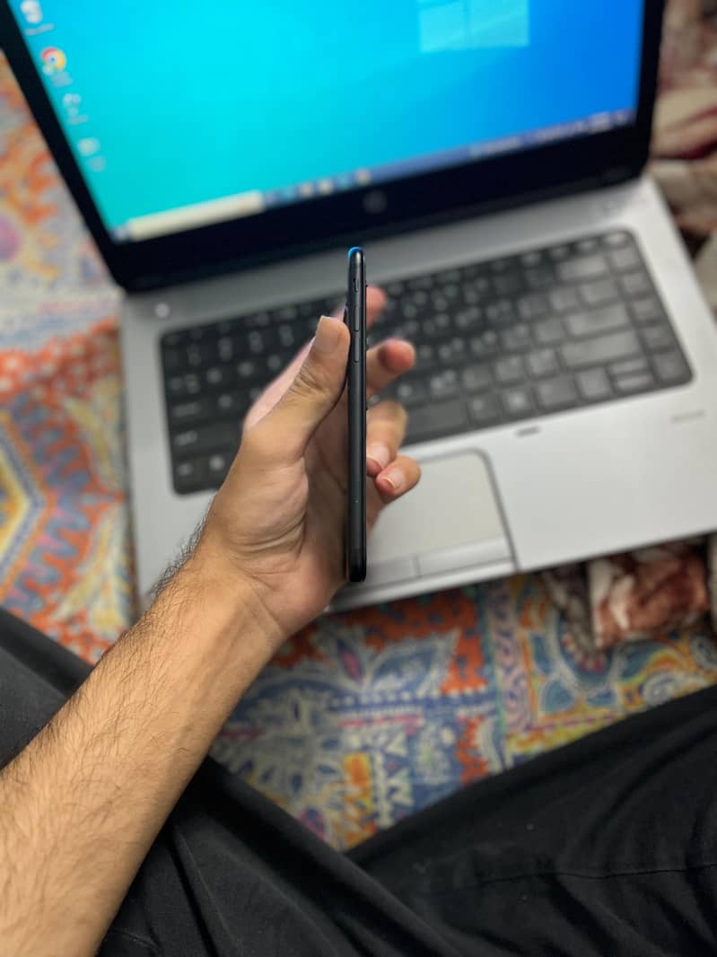 Apple iPhone 7 1