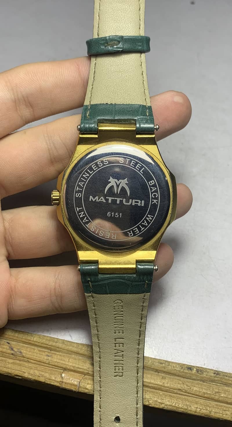 EMERALD WATCH 4