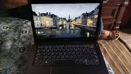 Dell laptop 8/256