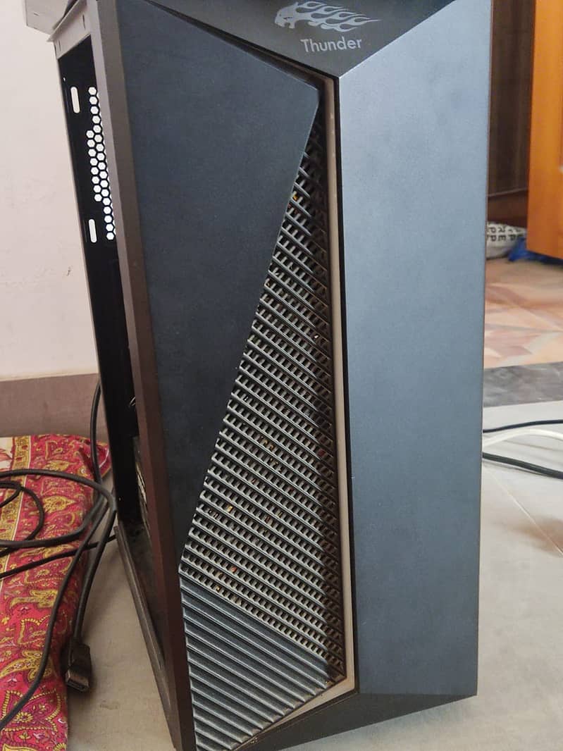 Mid Range Gaming PC 0