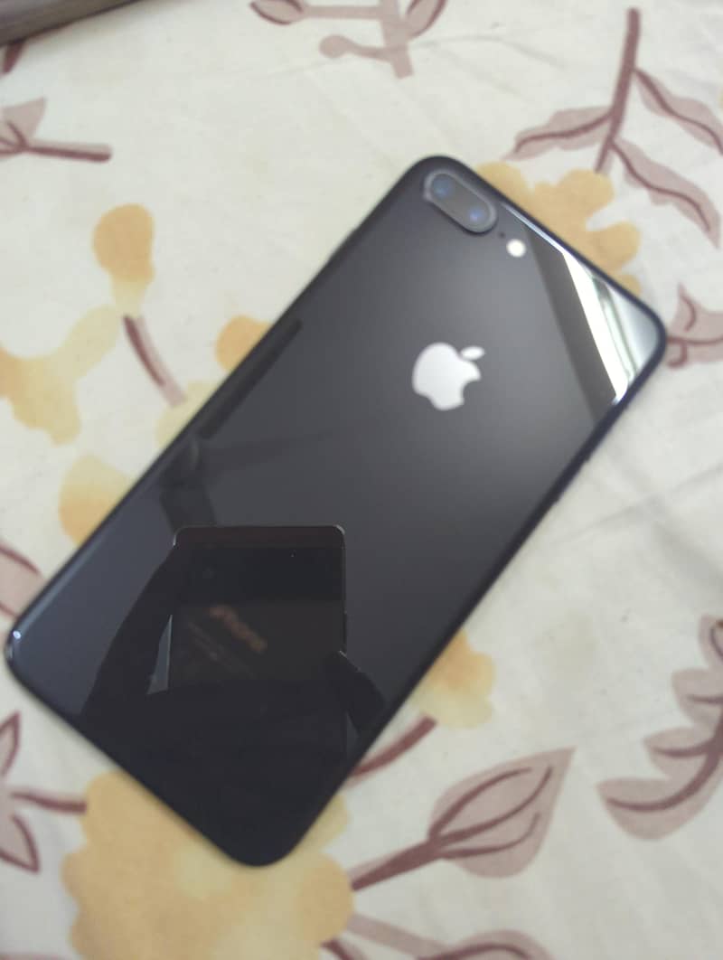 iphone 8 plus 1