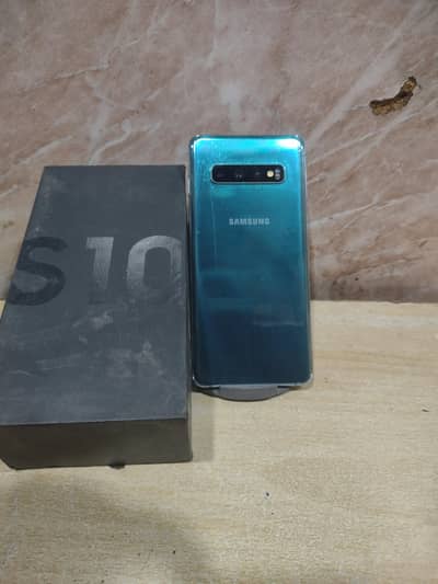 Samsung s10 with box only 8gb 128gb