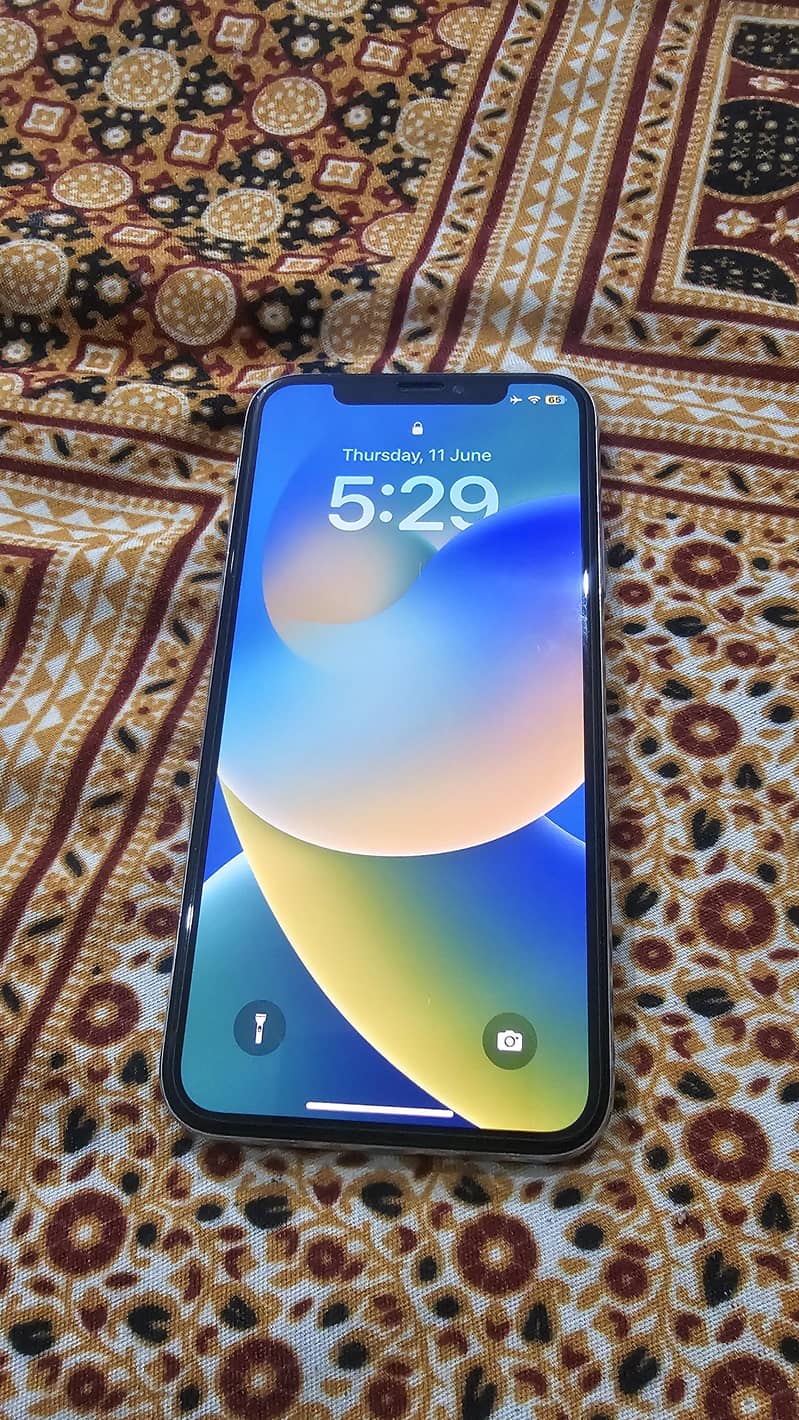 Apple iPhone X 0
