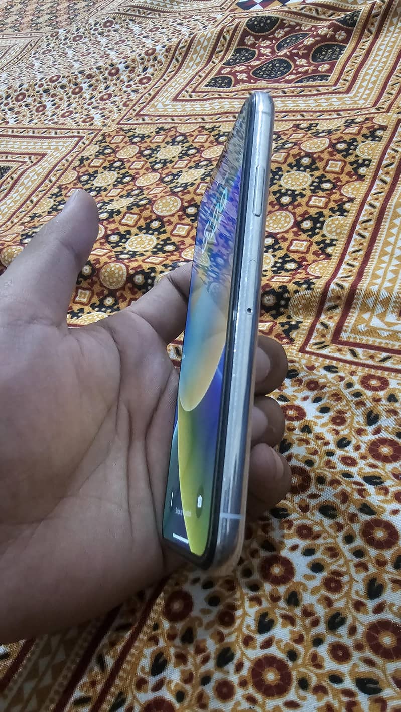 Apple iPhone X 1