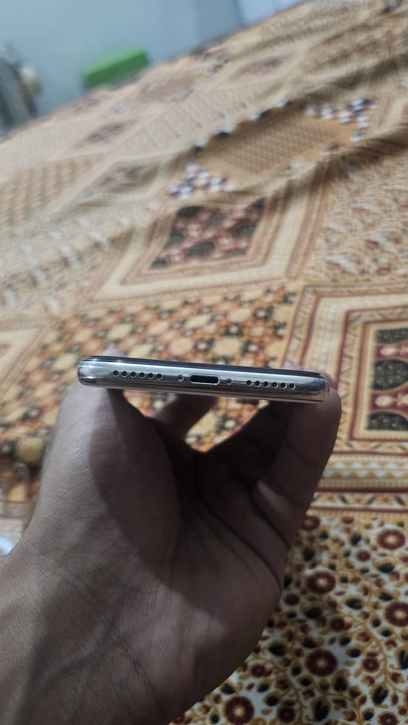 Apple iPhone X 2