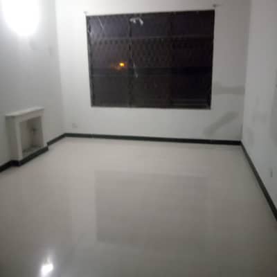 G-11/2 30*60 Upper portion Available For Rent