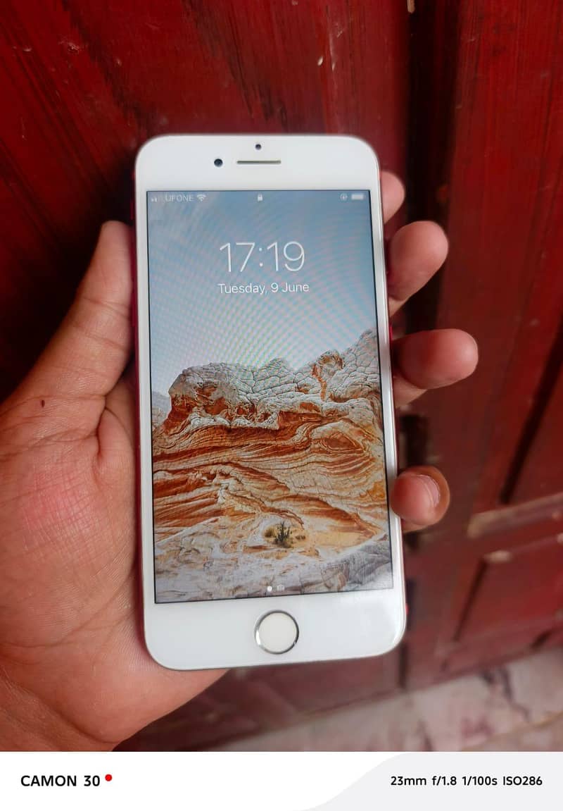Apple iPhone 7 2