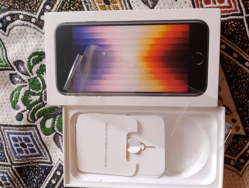 Apple iPhone SE 3rd Generation 5