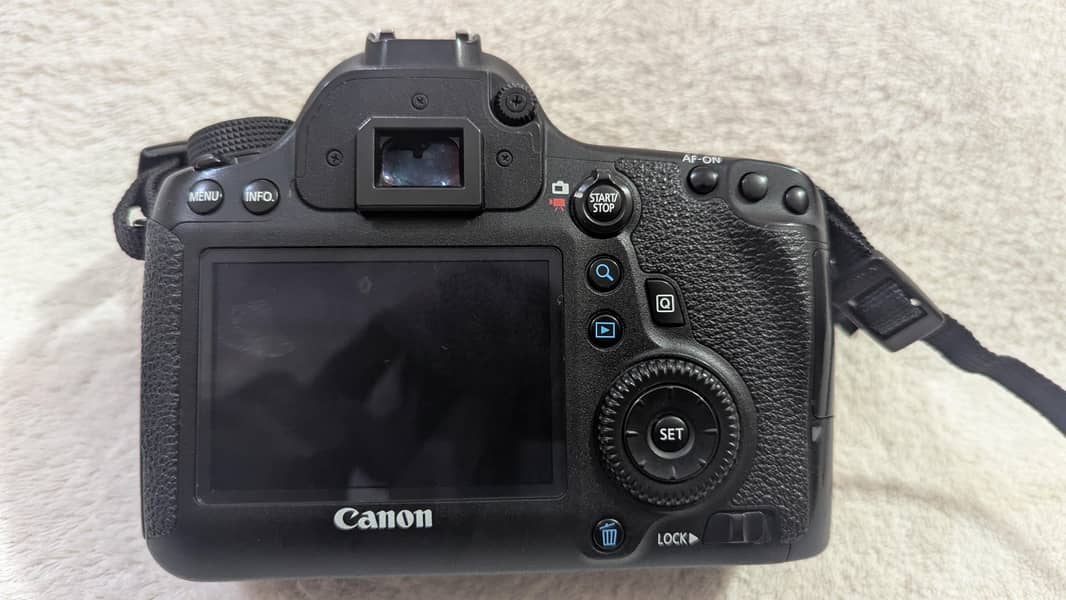 Canon EOS 6D 8