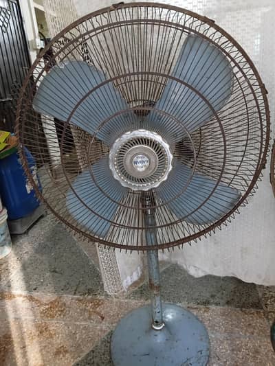 padistal fan