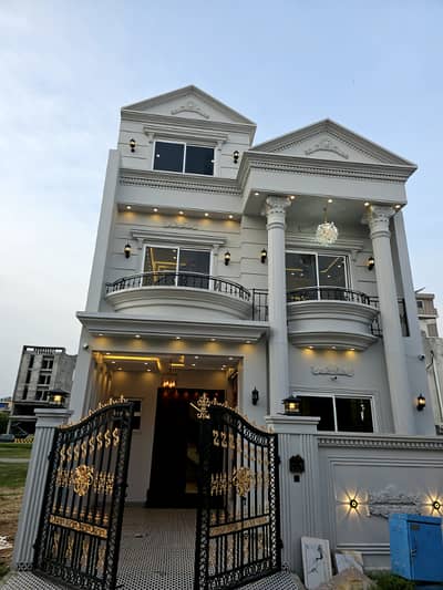 Your Serene Retreat 5 Marla House In D Block, Citi Housing Jhelum
