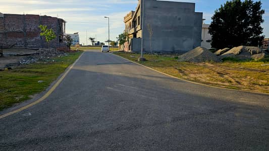 Looking For A Prime Location Residential Plot In Old D block Citi Housing Scheme