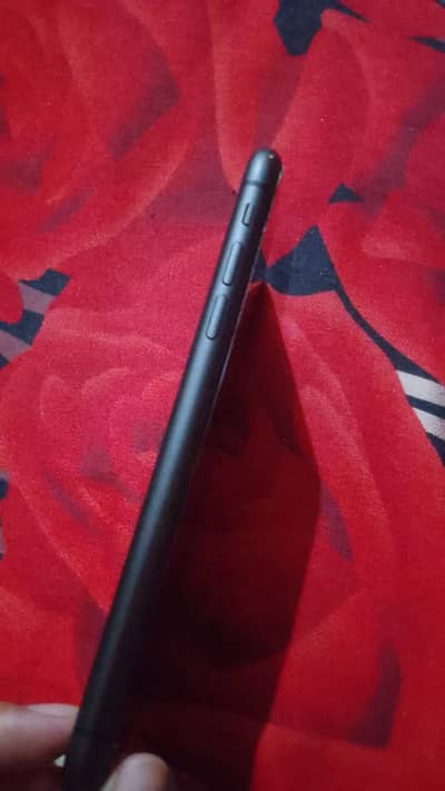 iPhone 11 64 gb non pta 85bh waterpack