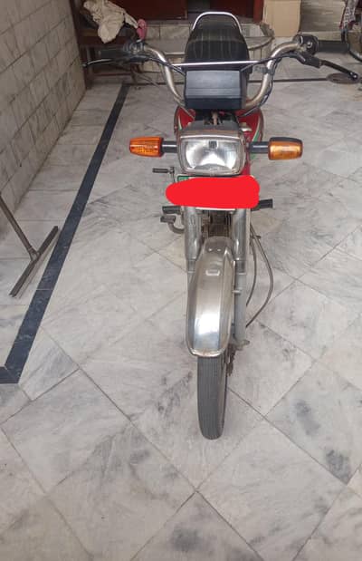 CD 70 2017 model first honor all ok hai no fault