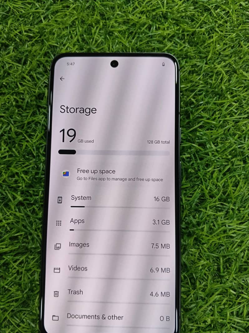 Google Pixel 8 2