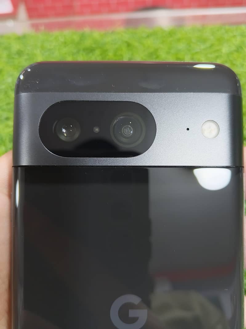 Google Pixel 8 3