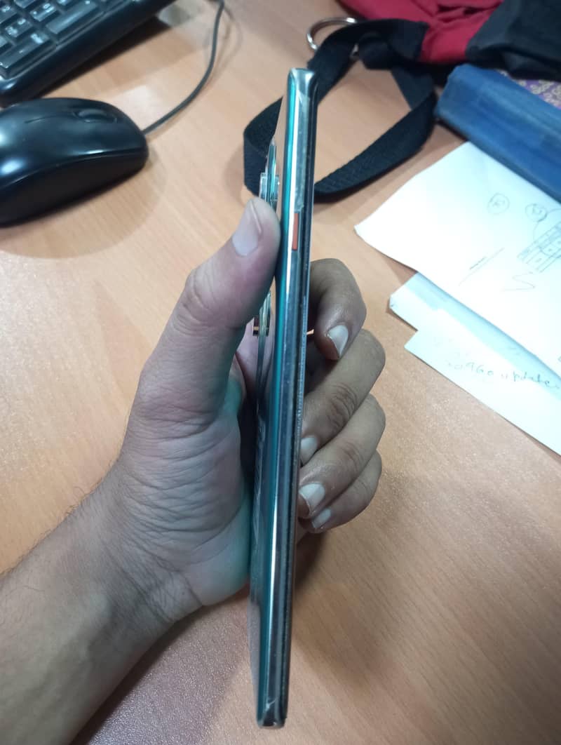 Tecno CAMON 40 Pro 3