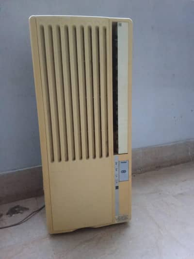 Haier 1 Ton Window AC 110V With Transformer.