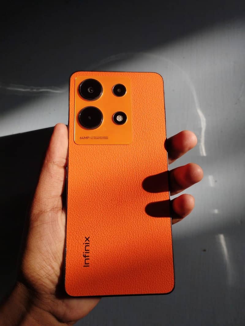 Infinix Note 30 7