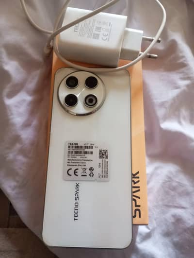Tecno SPARK 30 Pro