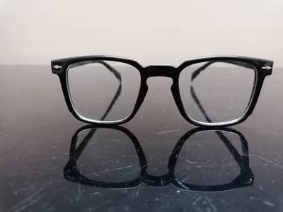  Brand New Elegant Look Glasses 