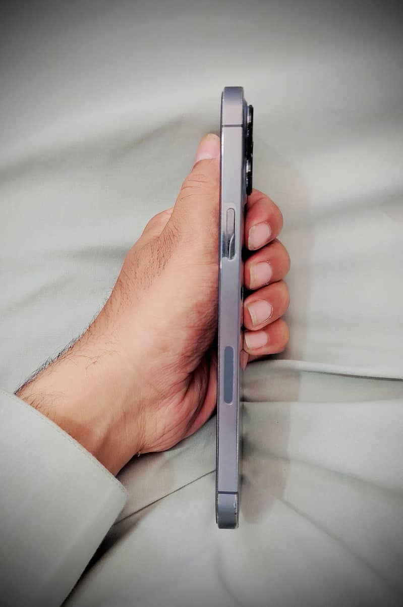 IPhone 12 Pro Max 3