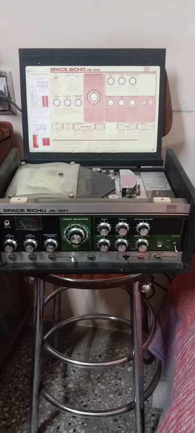Roland Amplifier Model RE-201 Space Echo