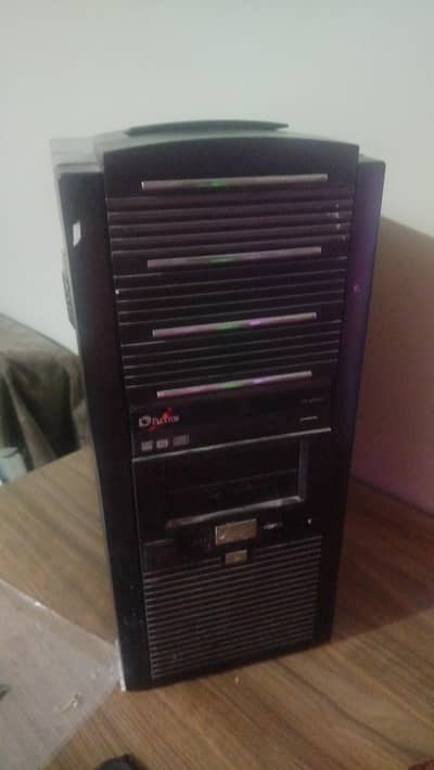 580 sapphire X i7 3rd gaming pc