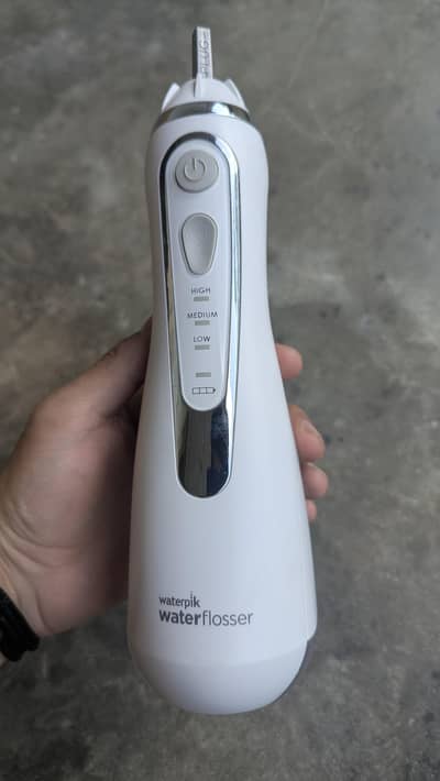 water flosser