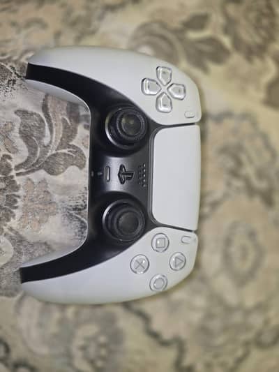 PS5 DualSense Wireless Controller – White – Excellent Condition