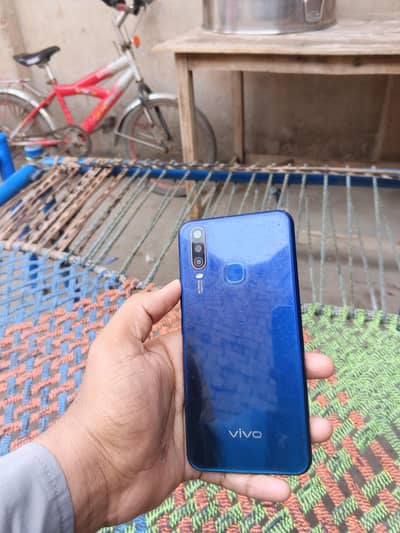 Vivo Y15 latest model Sirf or Sirf 4-64 wattsapp 0335-4856870