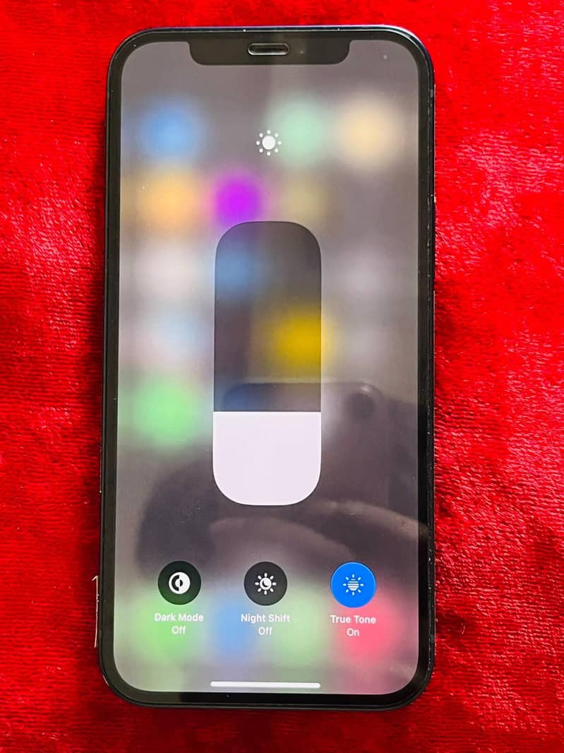 Apple iPhone 12 6