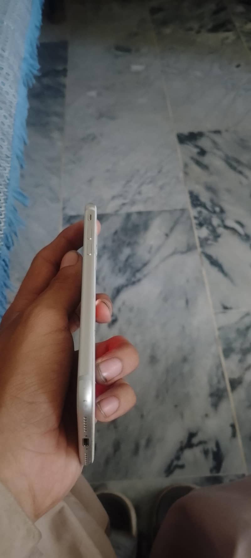 Apple iPhone 7 4