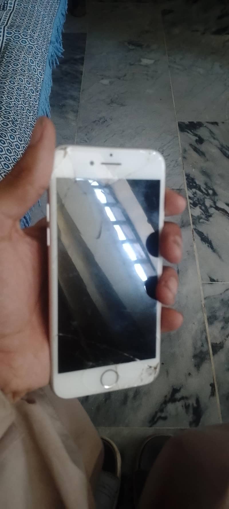 Apple iPhone 7 5