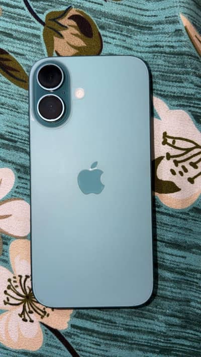Apple iPhone 16