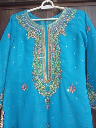 New dress for sale
