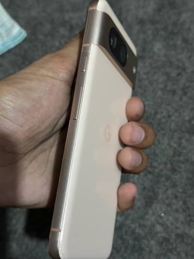 Google Pixel 8