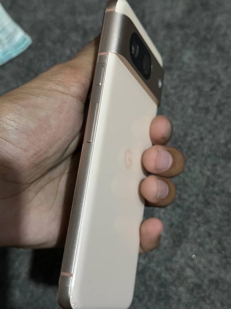 Google Pixel 8 0