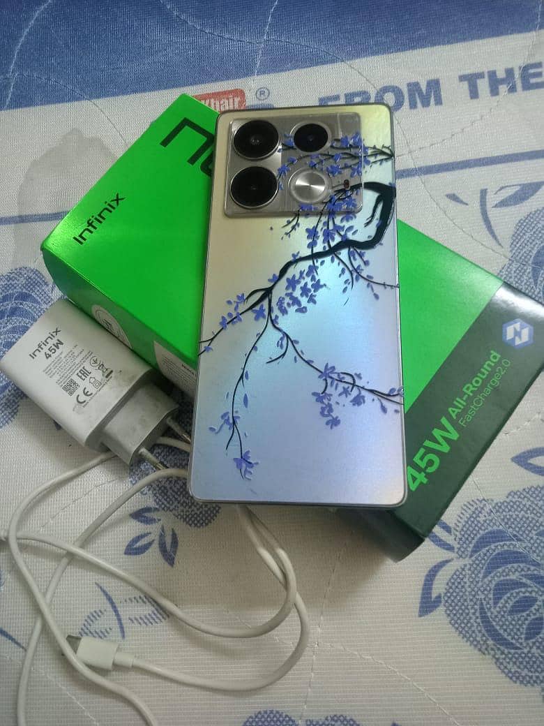 Infinix Note 40 2