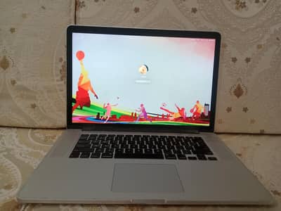  Laptop : MacBook Pro Retina 15-inch Late 2013