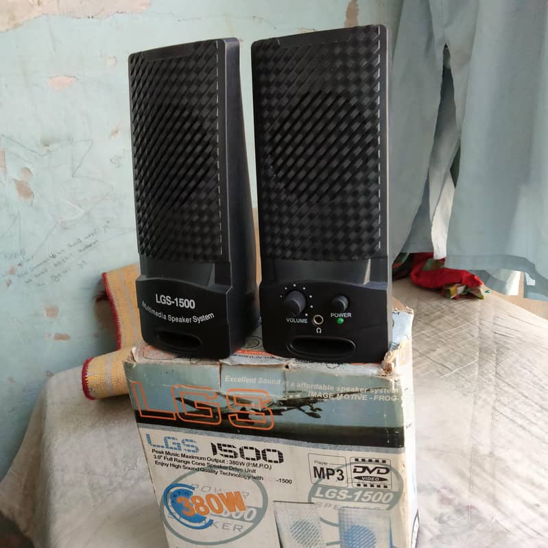 computer laptop speaker 2