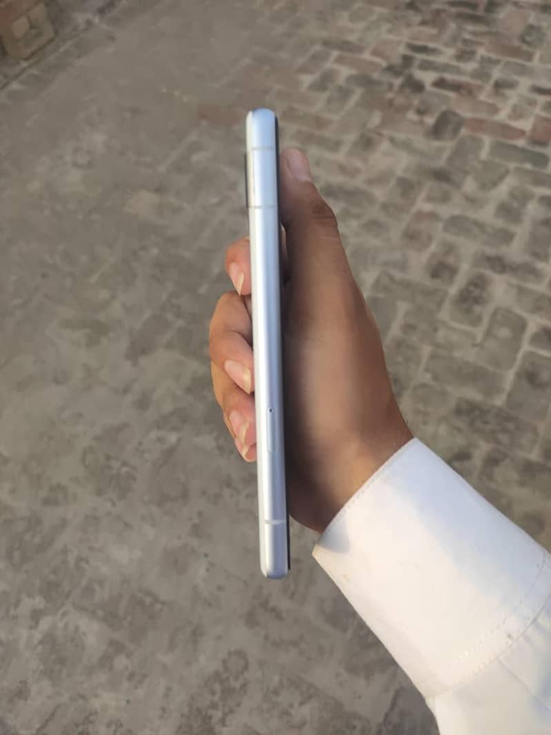 Google Pixel 7a 1
