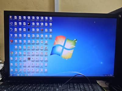 monitor full screen hd available