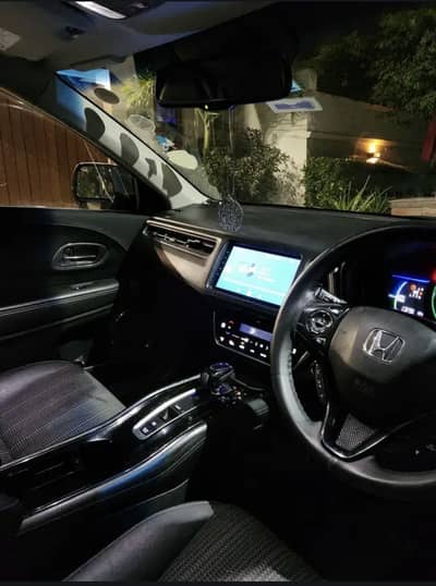Honda Vezel 2015