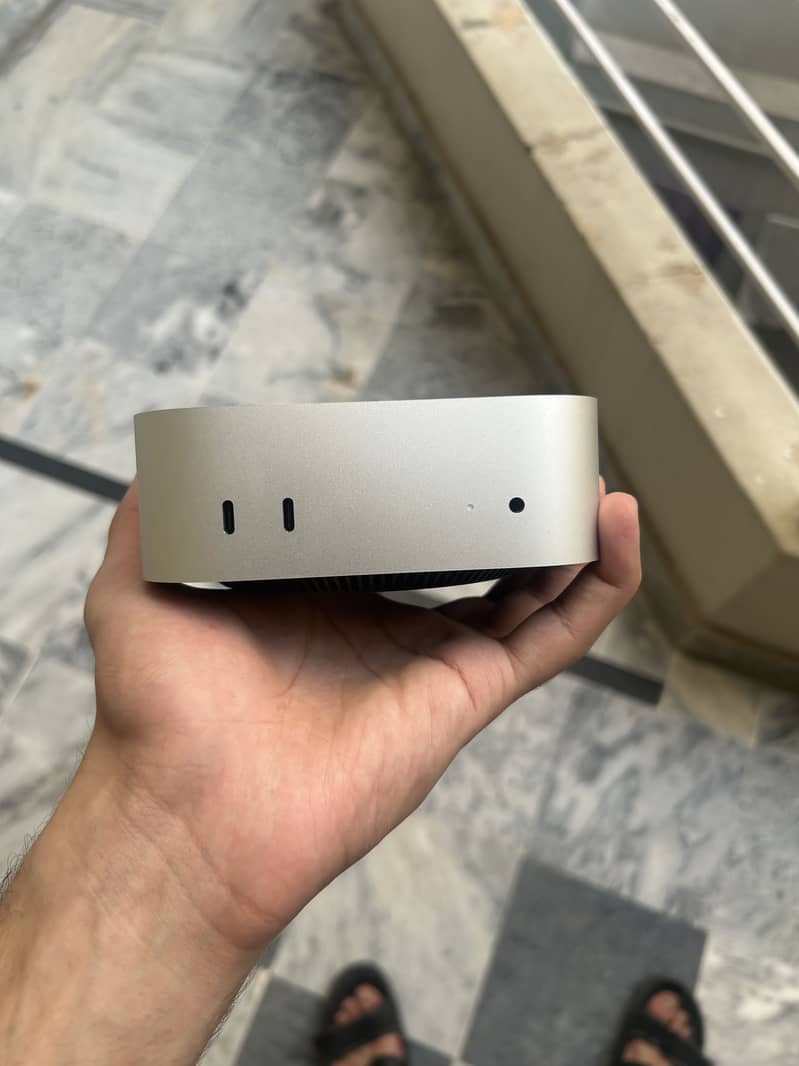 Mac mini m4 16/256 1