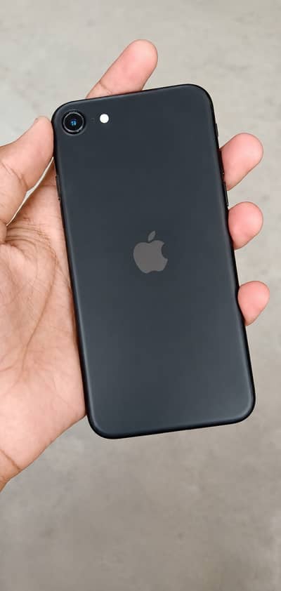 Apple iPhone SE
