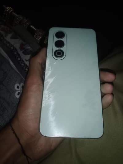 itel S 25