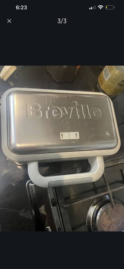 Used waffle maker! Excellent condition! Brand Breville from Amazon UK